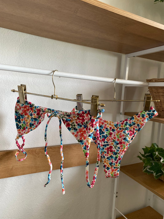 BOTTOM CAMILA FLORAL CREAM
